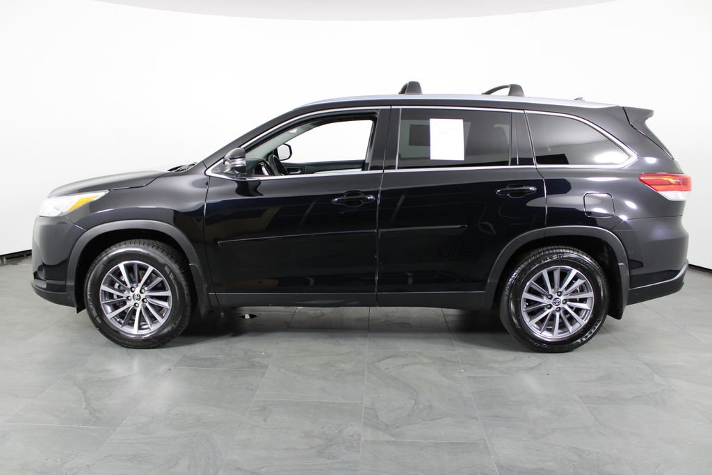 Used 2019 Toyota Highlander XLE w/ Protection Package #3 image 11