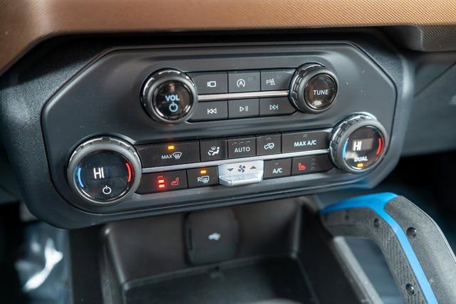Used 2023 Ford Bronco Outer Banks image 28