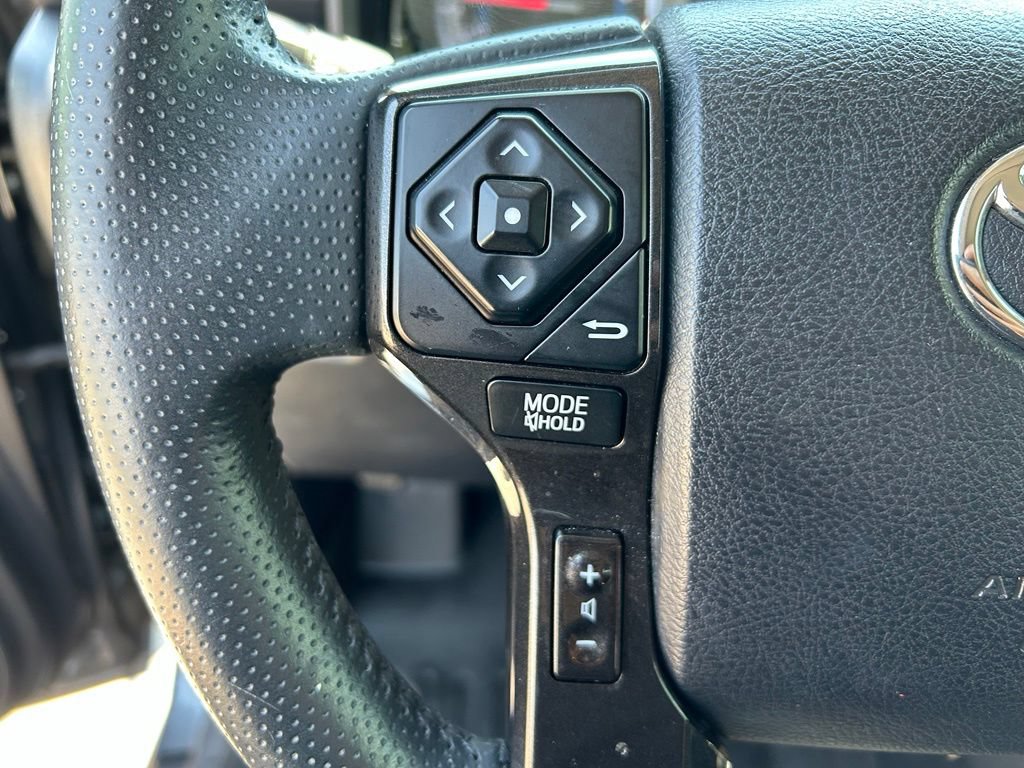 Used 2016 Toyota 4Runner Trail Premium AWD/4WD image 13