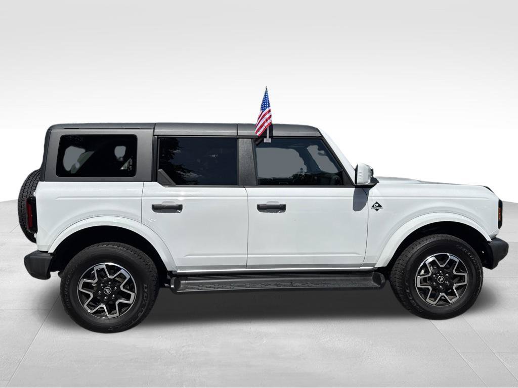 Used 2026 Ford Bronco Outer Banks AWD/4WD image 8