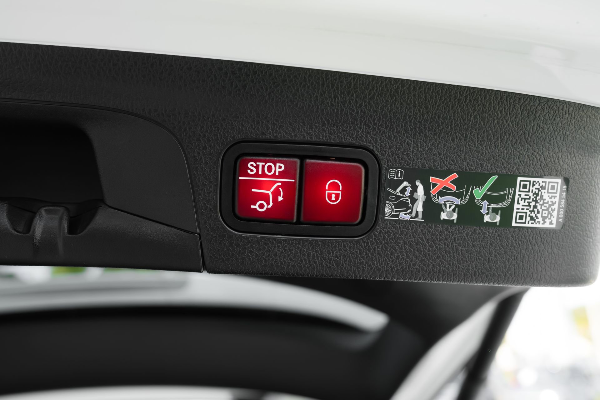 Used 2025 Mercedes-Benz GLE 350 4MATIC image 43