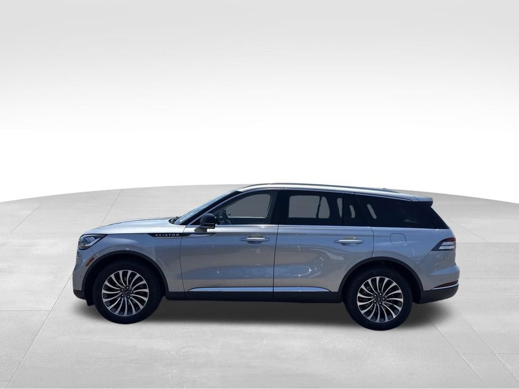 Used 2020 Lincoln Aviator Reserve w/ Equipment Group 201A AWD/4WD image 9