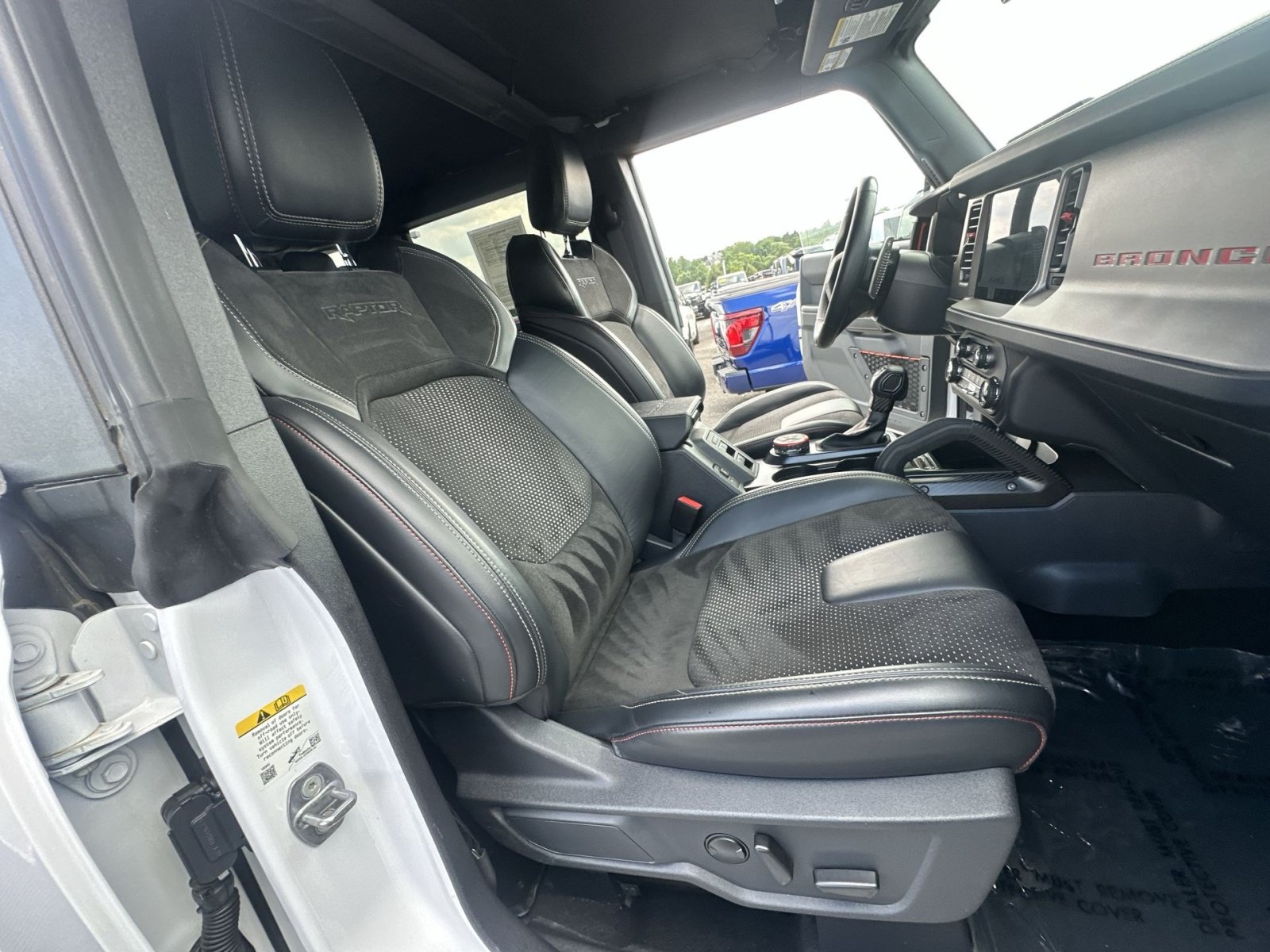 Used 2024 Ford Bronco Raptor w/ Interior Carbon Fiber Pack 6 AWD/4WD image 34