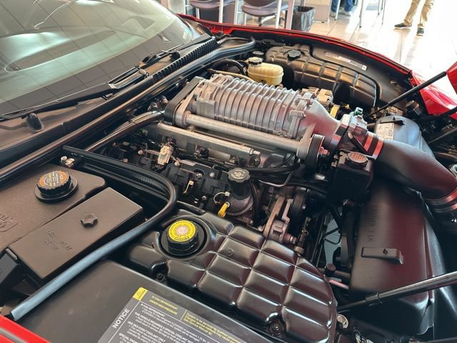 Used 2001 Chevrolet Corvette Coupe w/ Preferred Equipment Group2 RWD image 23