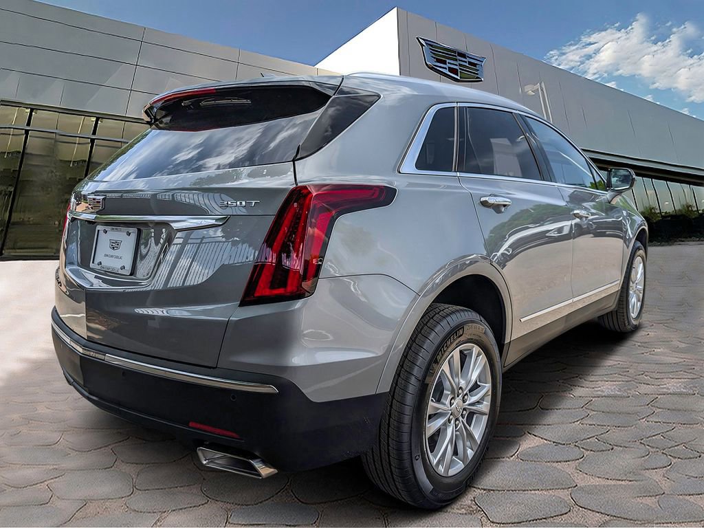 New 2025 Cadillac XT5 Luxury image 4