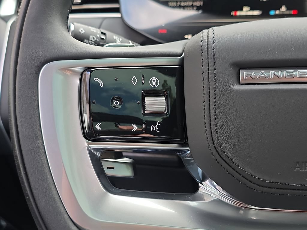 New 2026 Land Rover Range Rover Long Wheelbase Autobiography AWD/4WD image 17