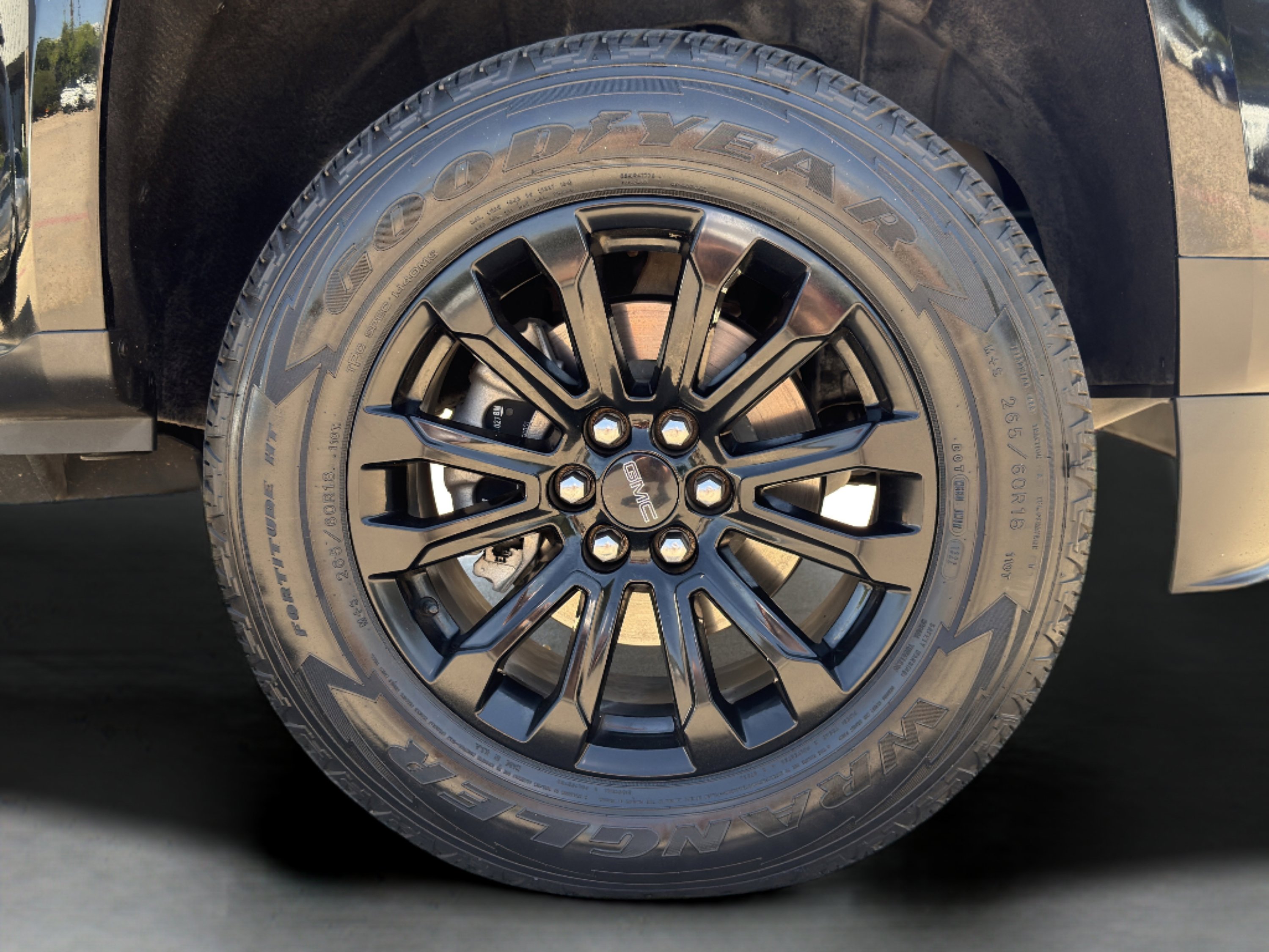 Used 2022 GMC Canyon Elevation w/ Trailering Package image 9