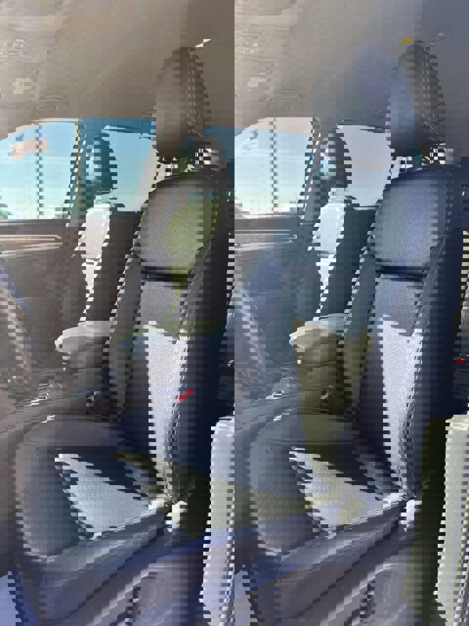 Used 2018 Volkswagen Atlas SE image 17