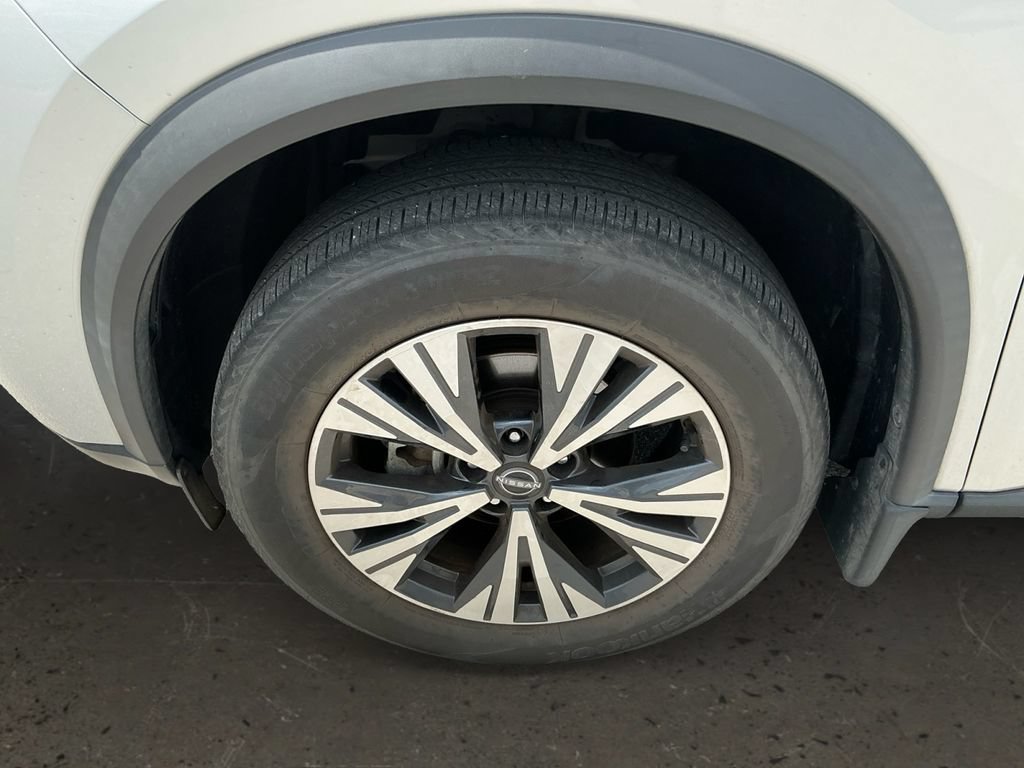 Used 2022 Nissan Rogue SV AWD/4WD image 10