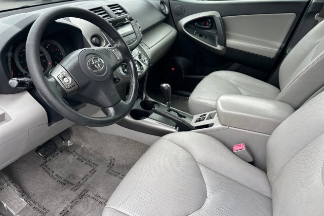 Used 2009 Toyota RAV4 Limited FWD image 11