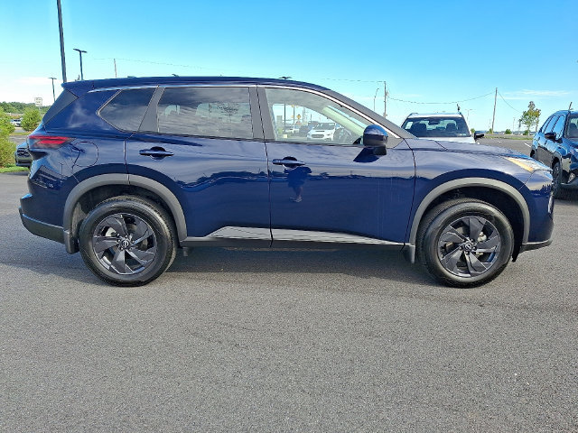 Used 2026 Nissan Rogue SV w/ Cold Weather Package AWD/4WD image 8