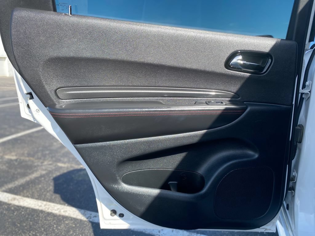 Used 2024 Dodge Durango GT RWD image 16