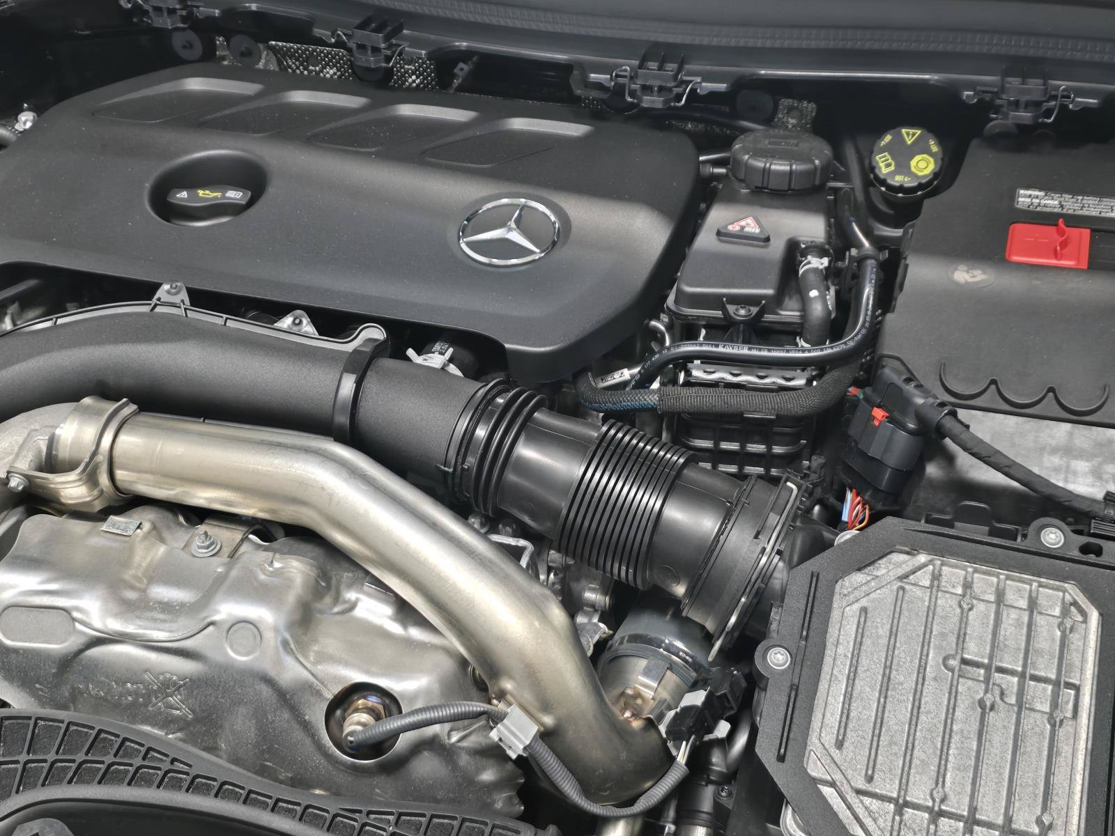 Used 2025 Mercedes-Benz GLA 250 image 7