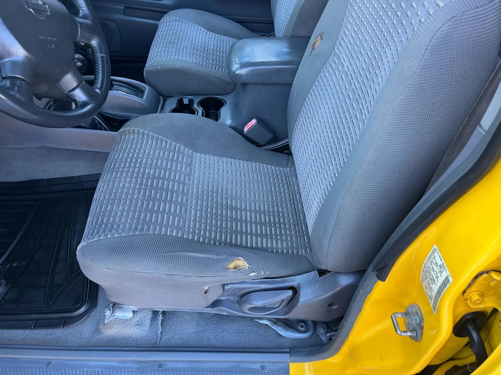 Used 2001 Nissan Xterra SE image 15