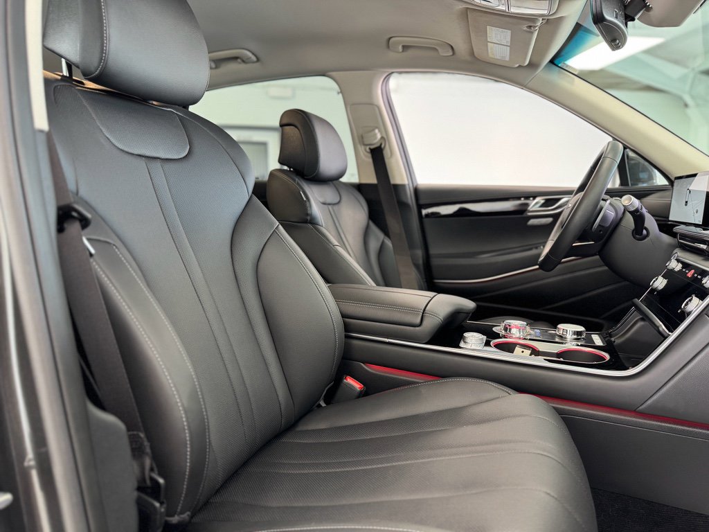 Used 2025 Genesis GV80 2.5T Standard image 37