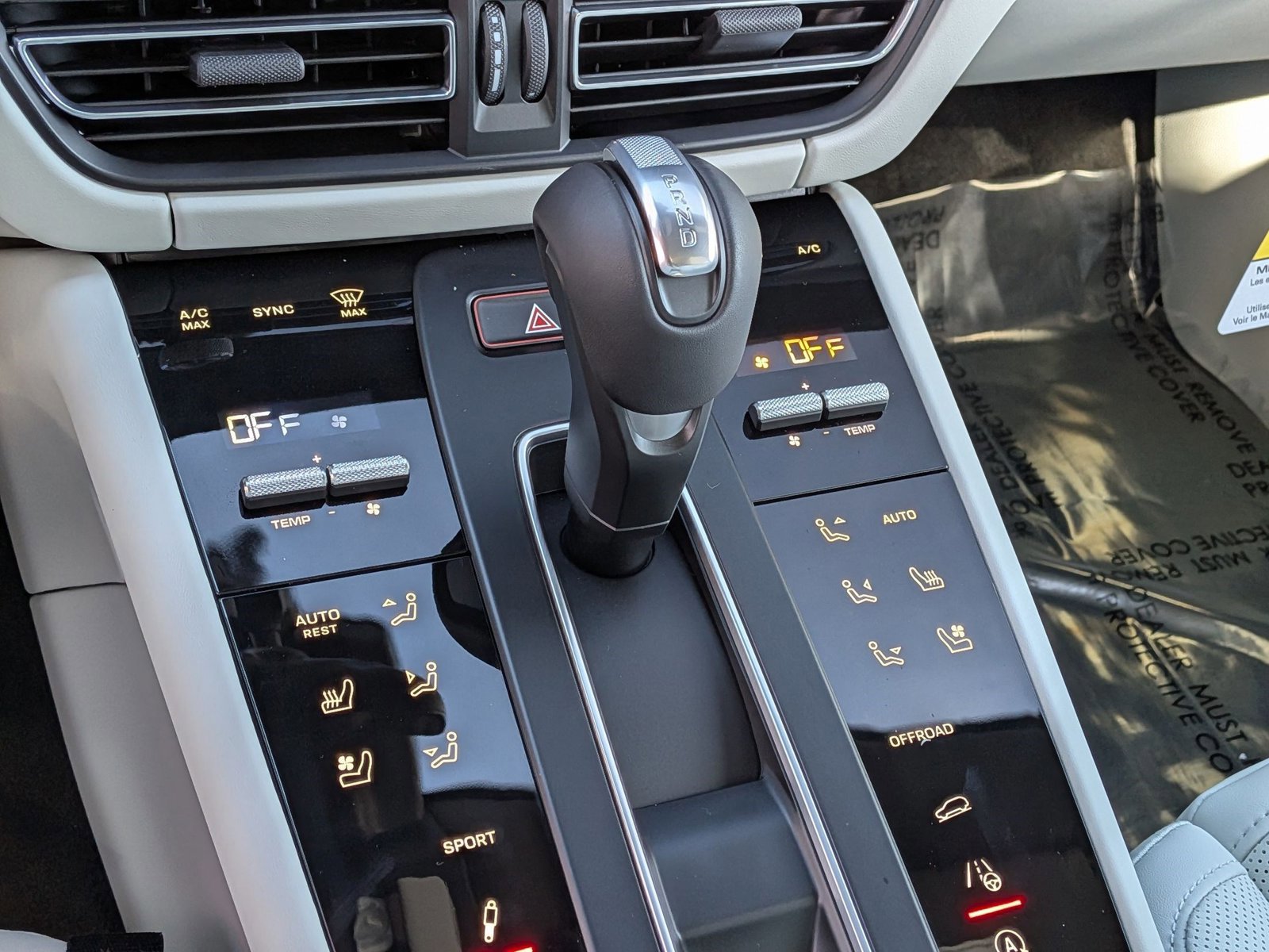 New 2026 Porsche Macan S image 21