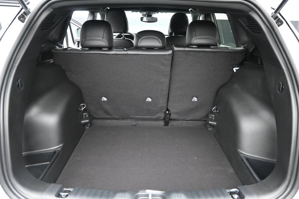 New 2026 Jeep Compass Latitude AWD/4WD image 19