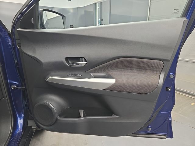 Used 2019 Nissan Kicks SV FWD image 40
