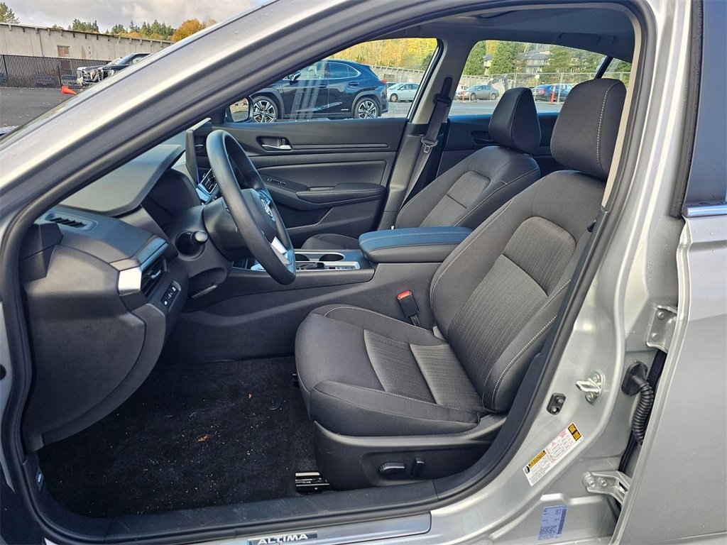 New 2025 Nissan Altima 2.5 SV w/ SV Special Edition Package image 20