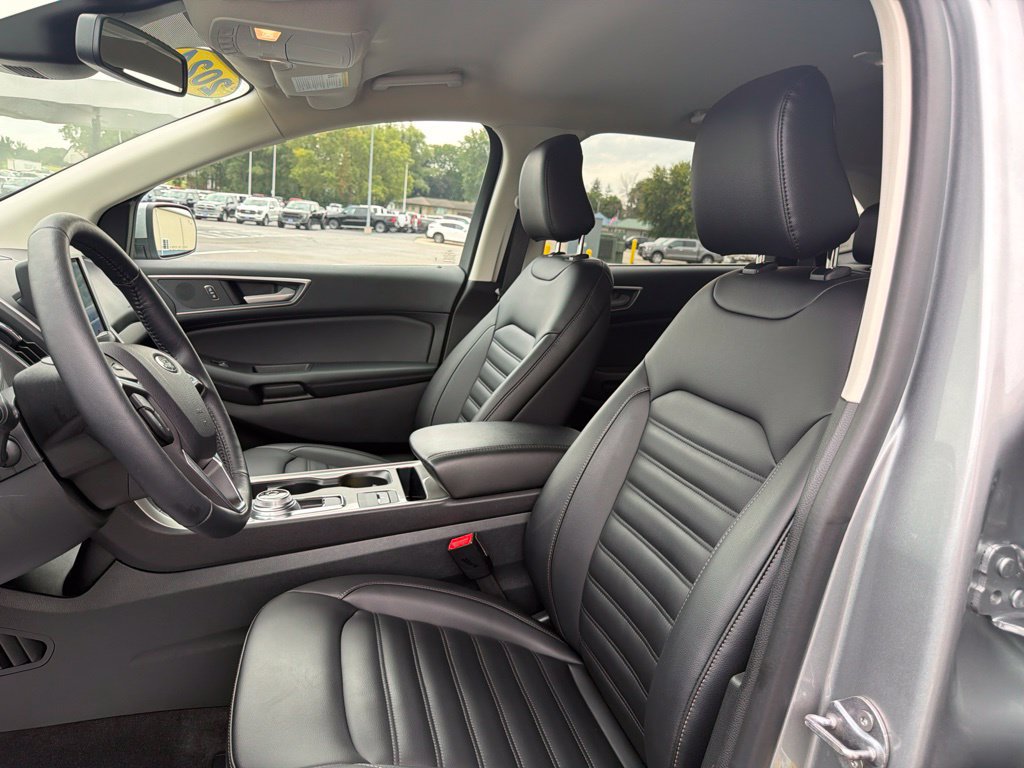 Certified 2024 Ford Edge SEL w/ Convenience Package AWD/4WD image 13