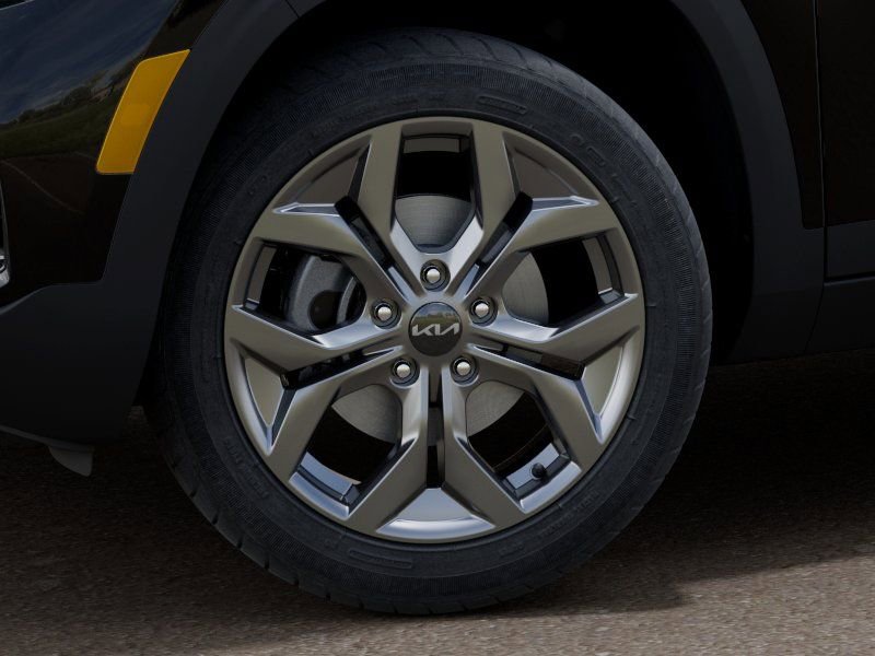 New 2026 Kia Seltos LX FWD image 9