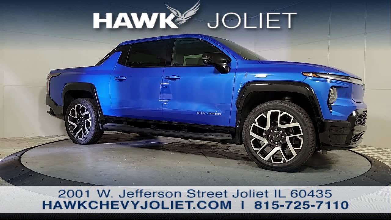 New 2025 Chevrolet Silverado EV RST image 9