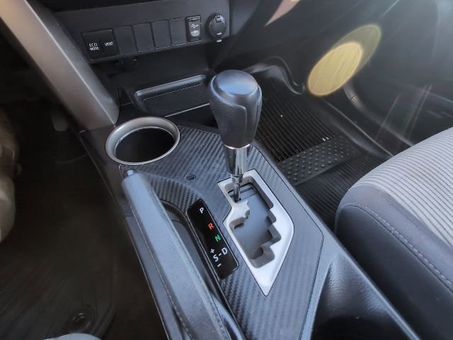Used 2014 Toyota RAV4 XLE image 21