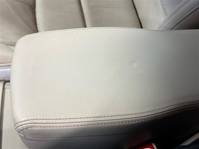 Used 2005 Cadillac De Ville Premium FWD image 36