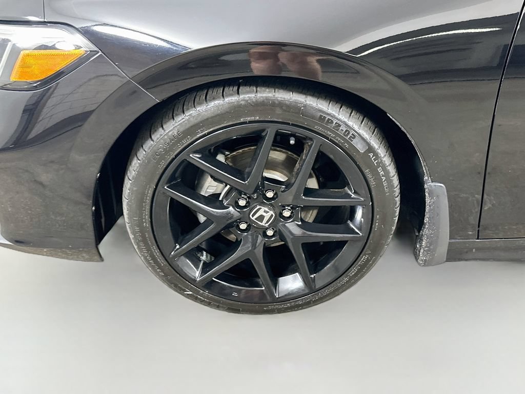 Used 2025 Honda Civic Sport image 8
