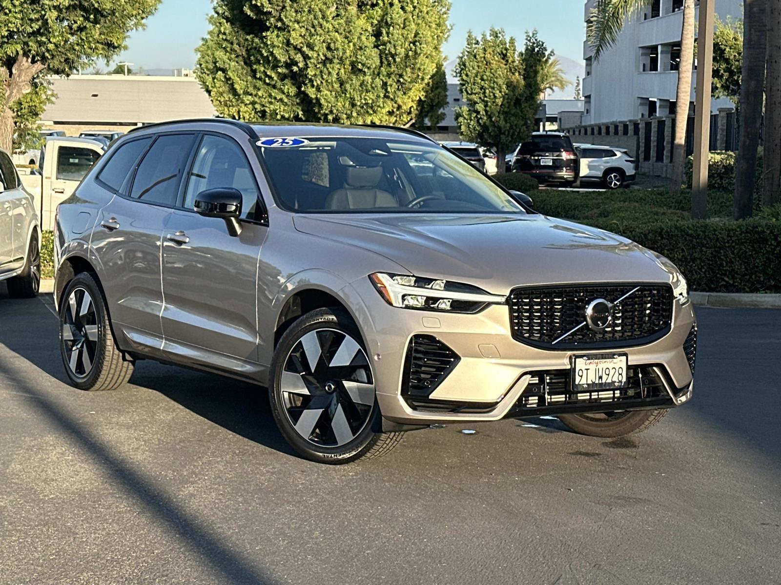 Certified 2025 Volvo XC60 T8 Plus w/ Protection Package Premier