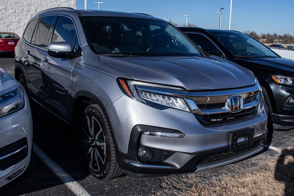 Used 2019 Honda Pilot Touring image 3