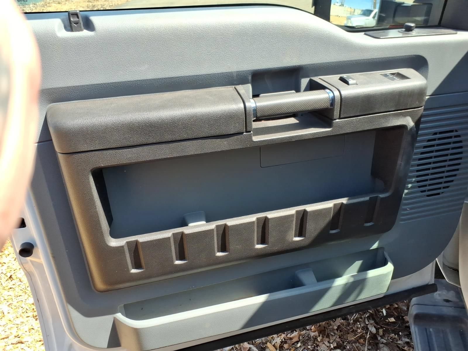 Used 2016 Ford F250 XL w/ Power Equipment Group AWD/4WD image 8