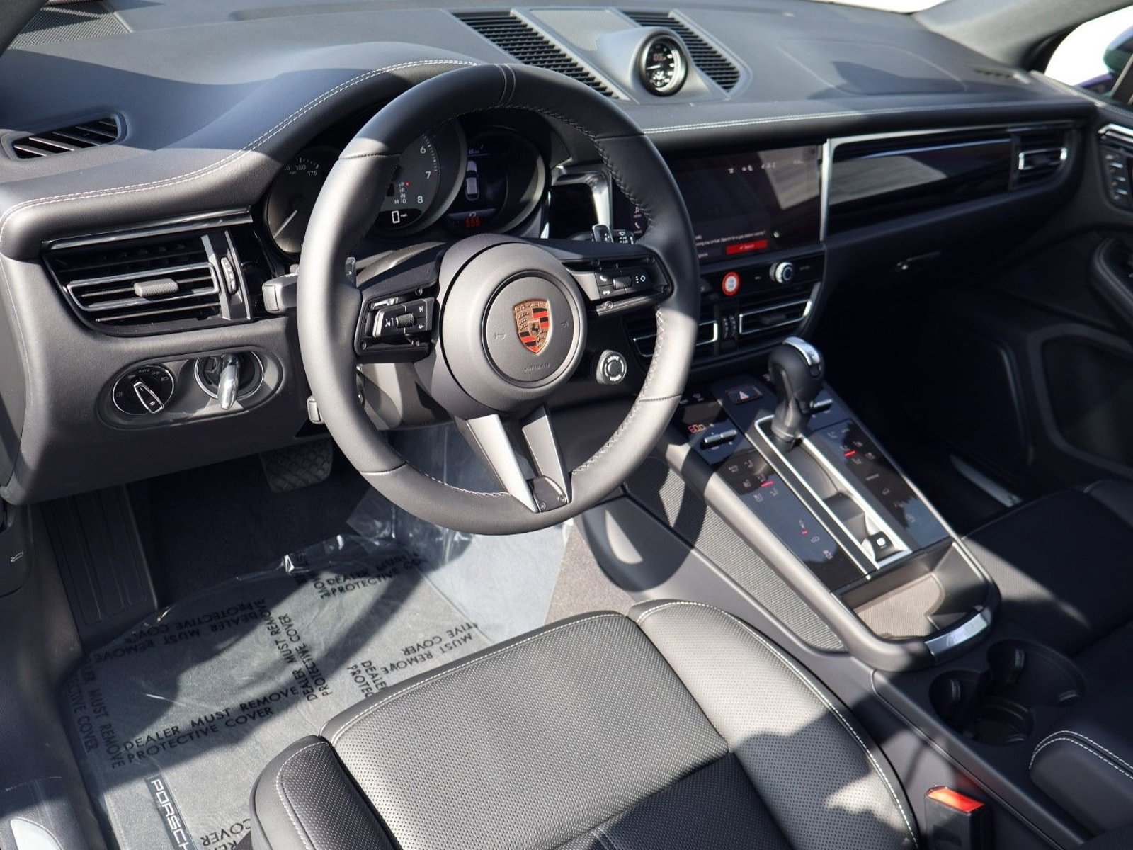 New 2026 Porsche Macan S image 4