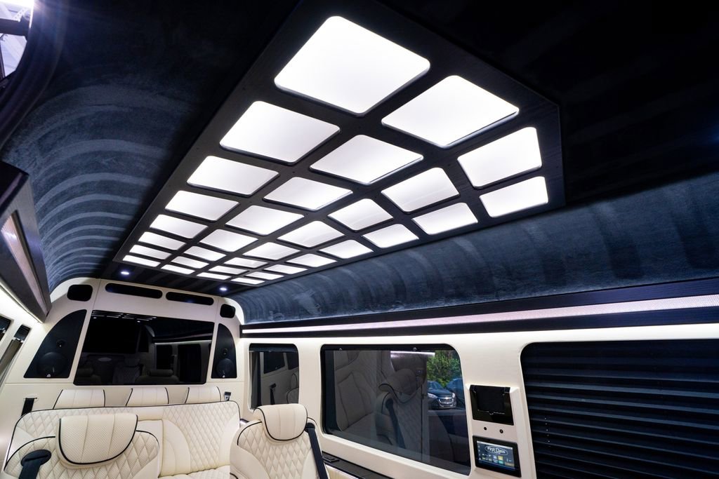 Used 2019 Mercedes-Benz Sprinter 170 image 35