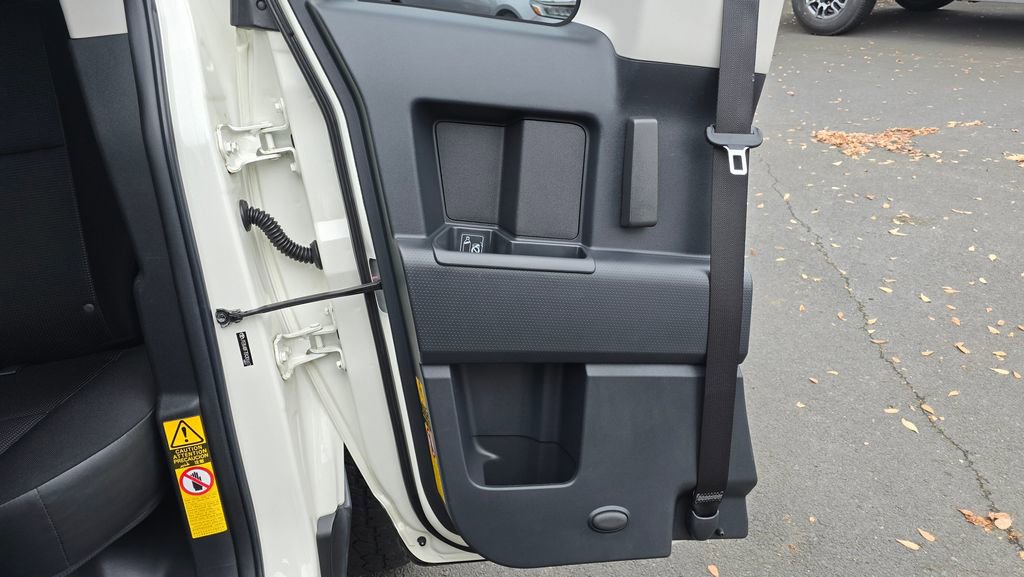 Used 2014 Toyota FJ Cruiser 4WD w/ Convenience Package image 21