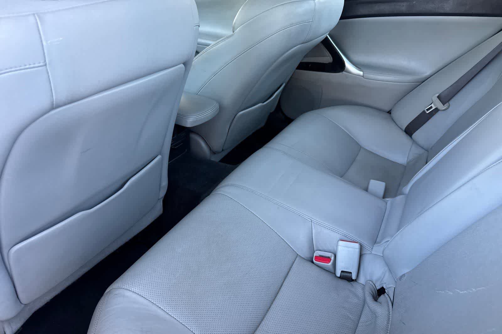 Used 2007 Lexus IS 250 RWD image 4