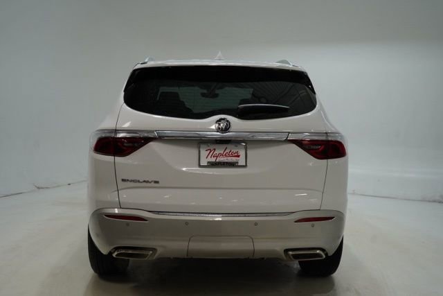 Used 2024 Buick Enclave Premium image 7