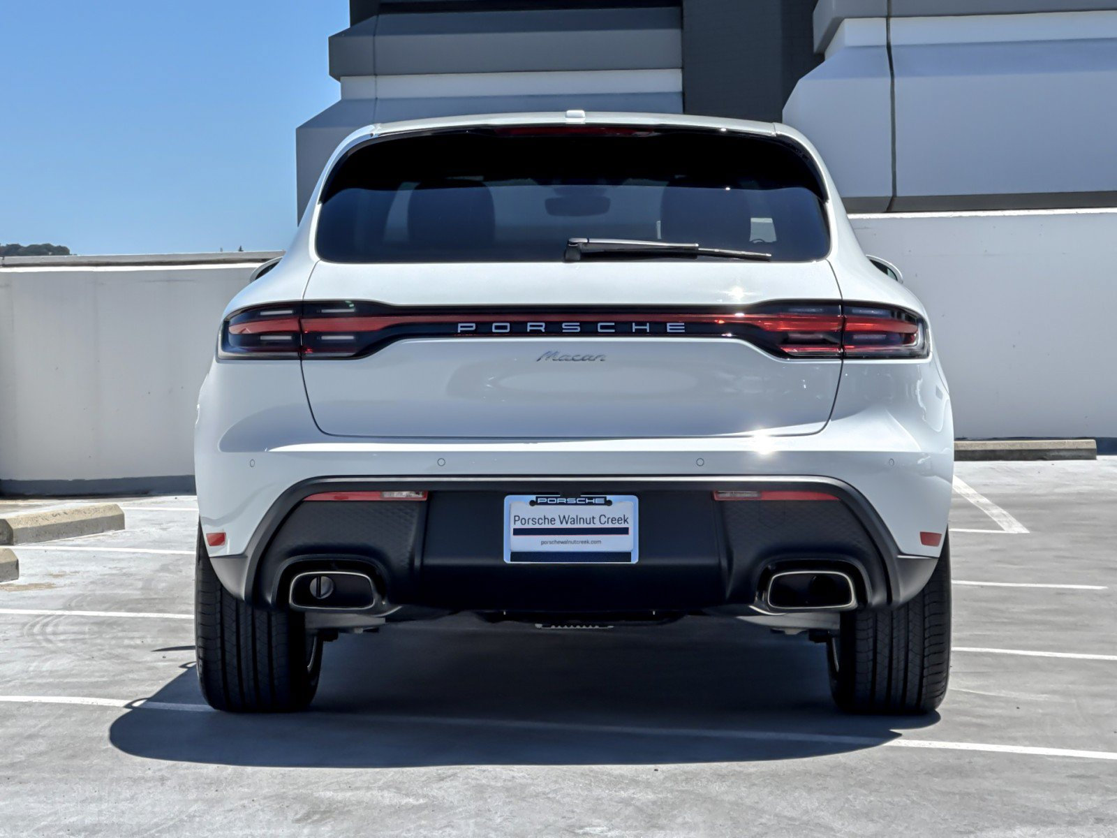 New 2026 Porsche Macan AWD/4WD image 7