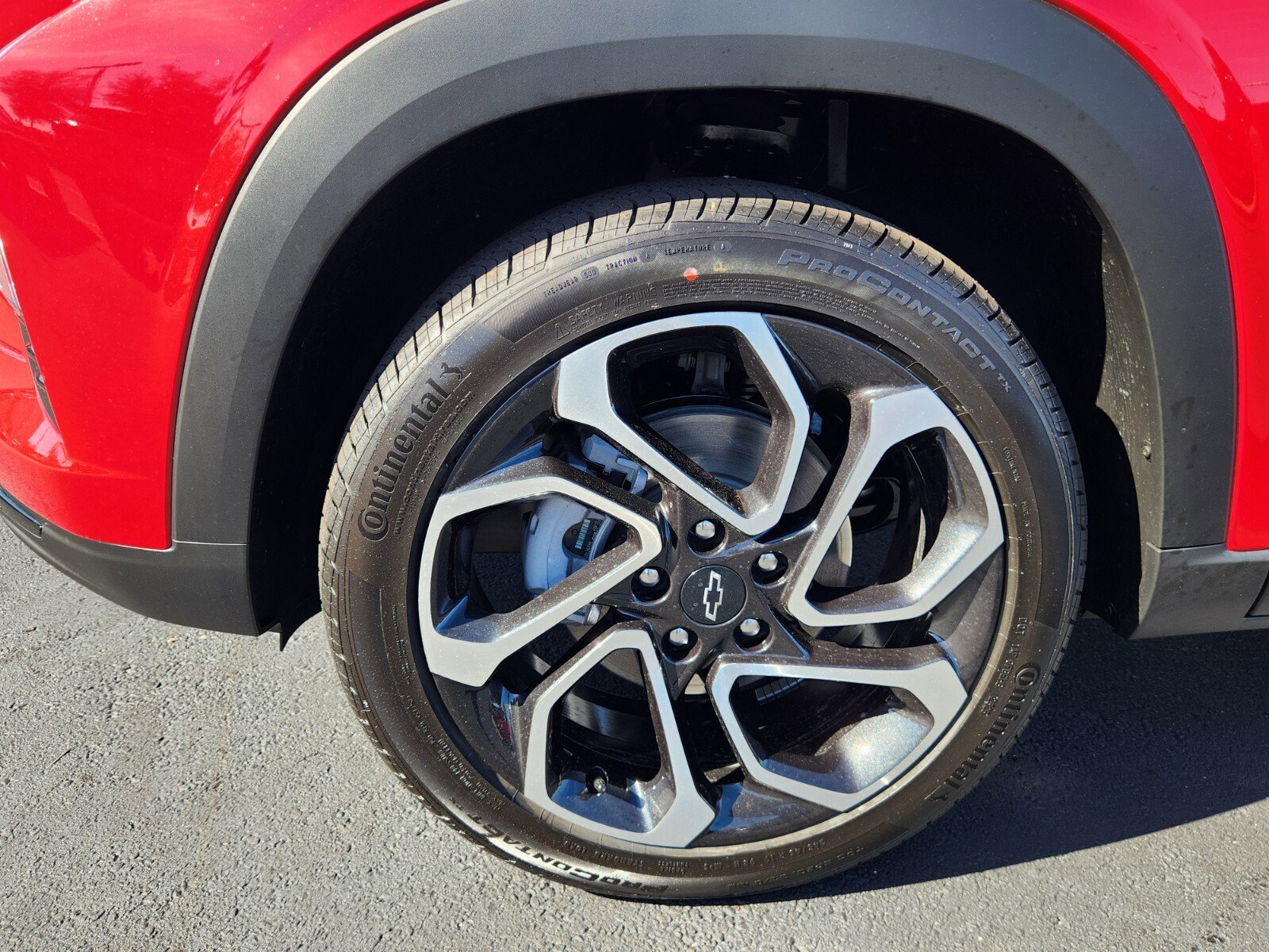 New 2026 Chevrolet Trax RS w/ Driver Confidence Package image 4