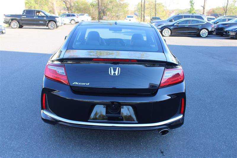 Used 2017 Honda Accord EX-L image 5