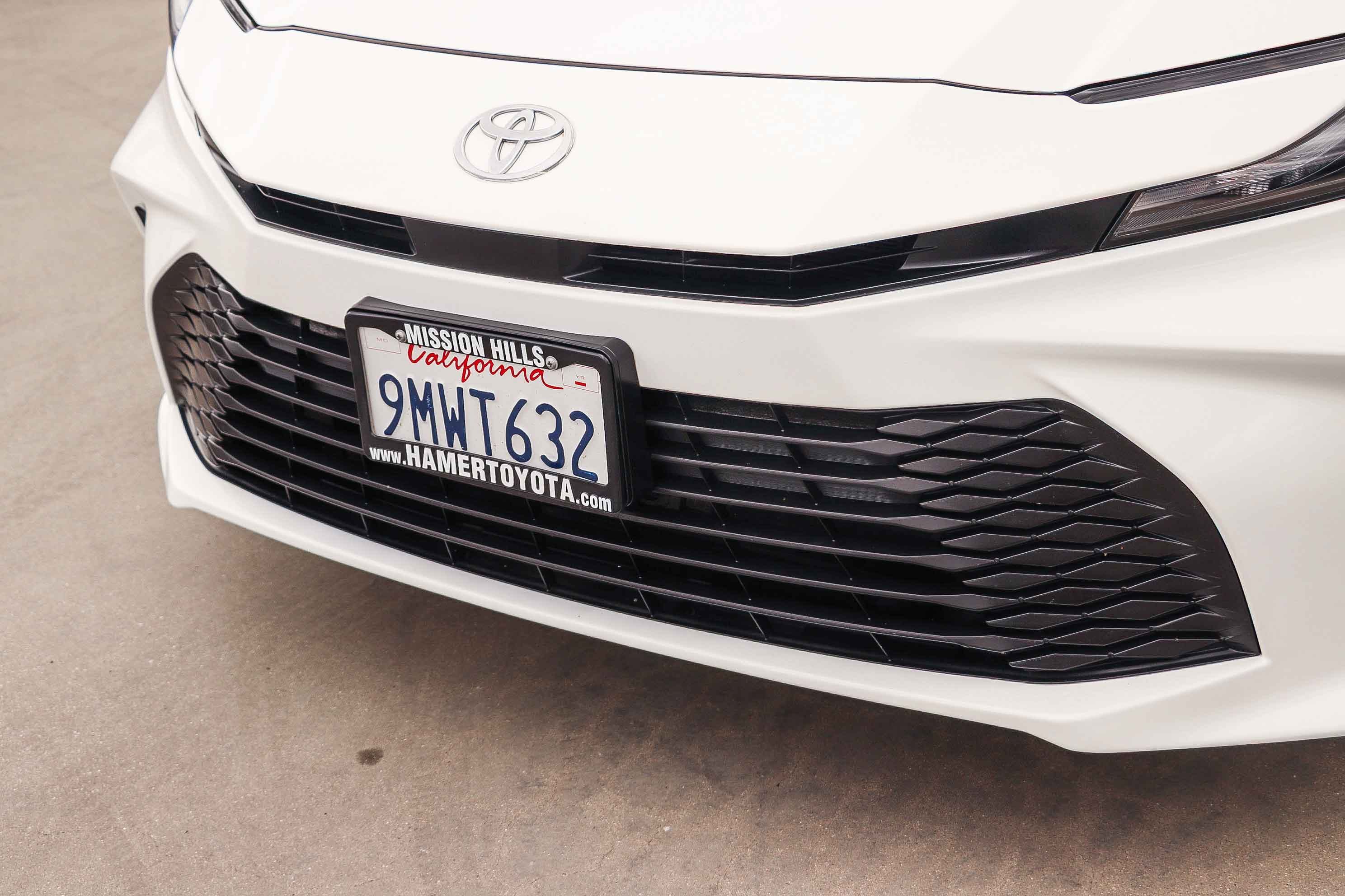 Certified 2025 Toyota Camry SE AWD/4WD image 11