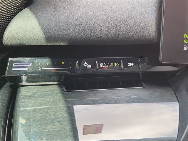 Used 2024 BMW 530i 530i w/ Premium Package image 18