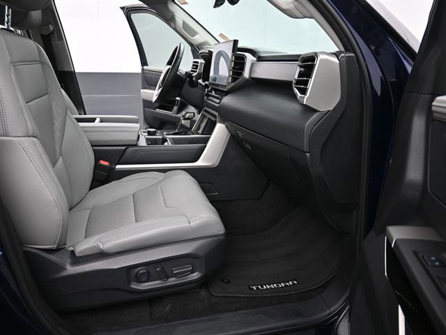 Used 2023 Toyota Tundra Limited AWD/4WD image 18