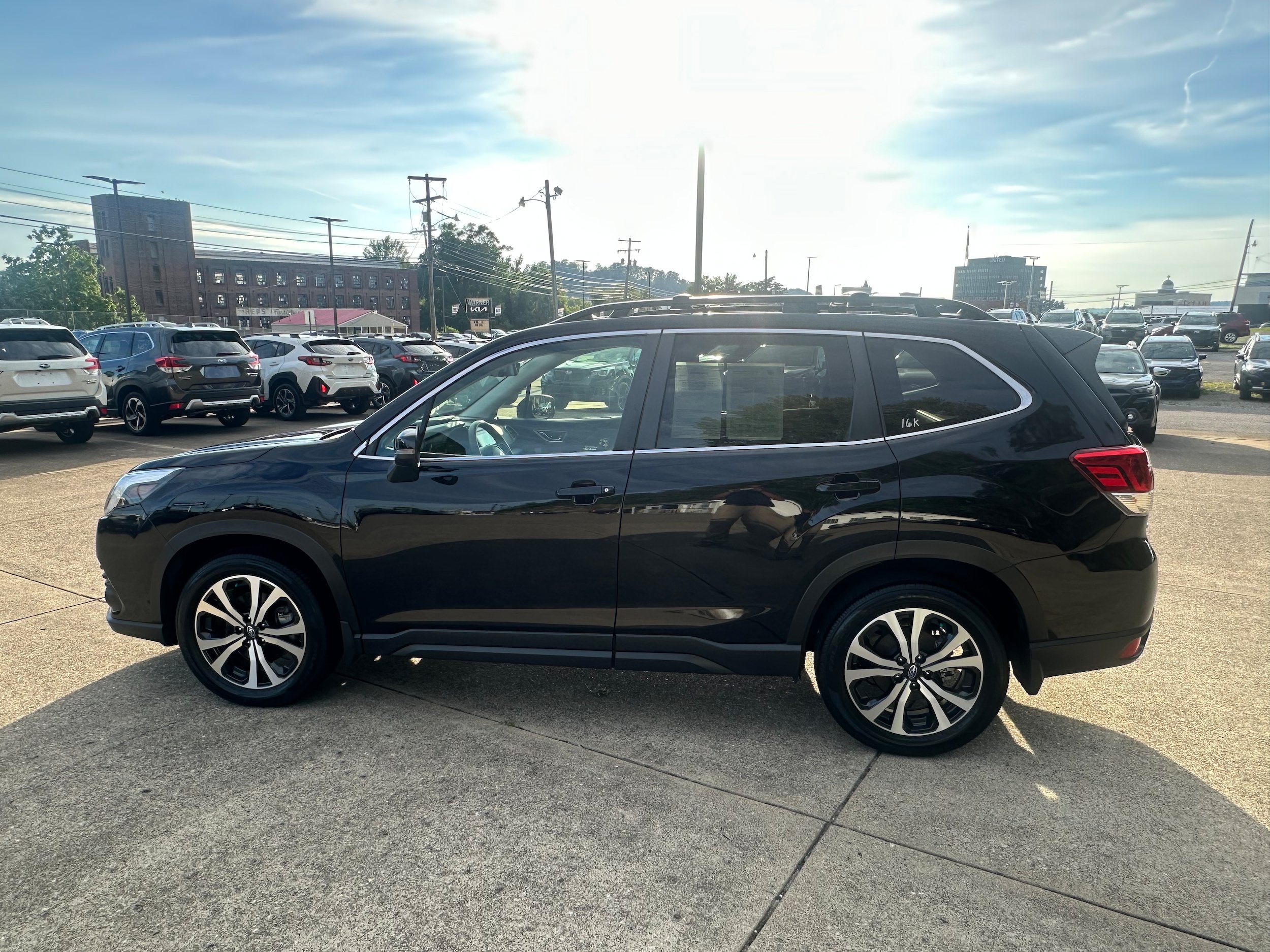 Used 2024 Subaru Forester Limited AWD/4WD image 7