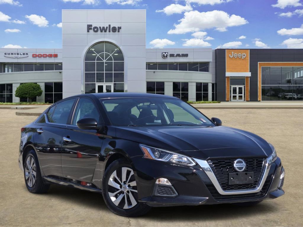 Used 2020 Nissan Altima 2.5 S image 1