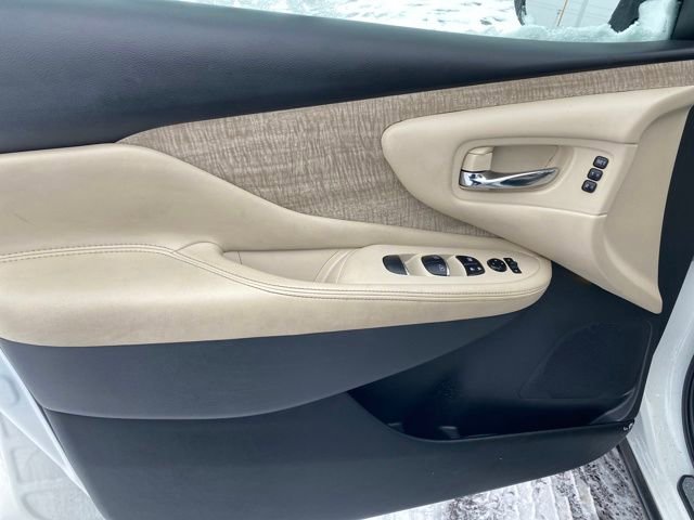 Used 2023 Nissan Murano SL AWD/4WD image 17