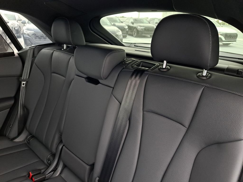 New 2026 Audi Q8 Premium Plus image 28