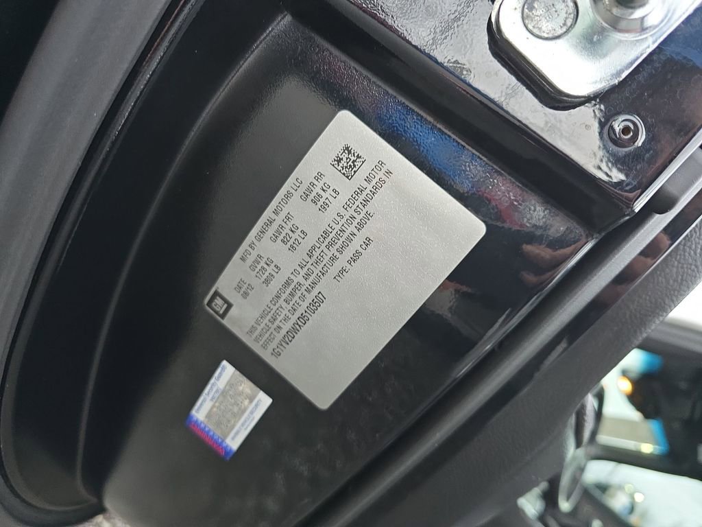 Used 2013 Chevrolet Corvette Grand Sport w/ 2LT Preferred Equipment Group image 31