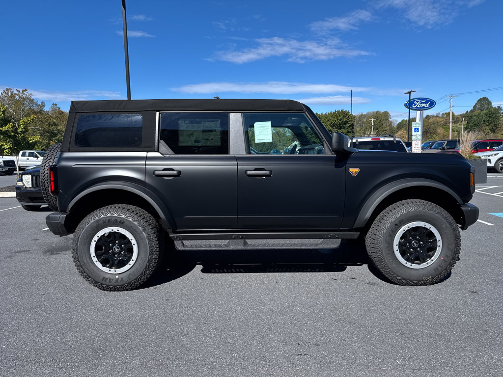 New 2025 Ford Bronco Badlands w/ Matte Film Protection Package AWD/4WD image 11