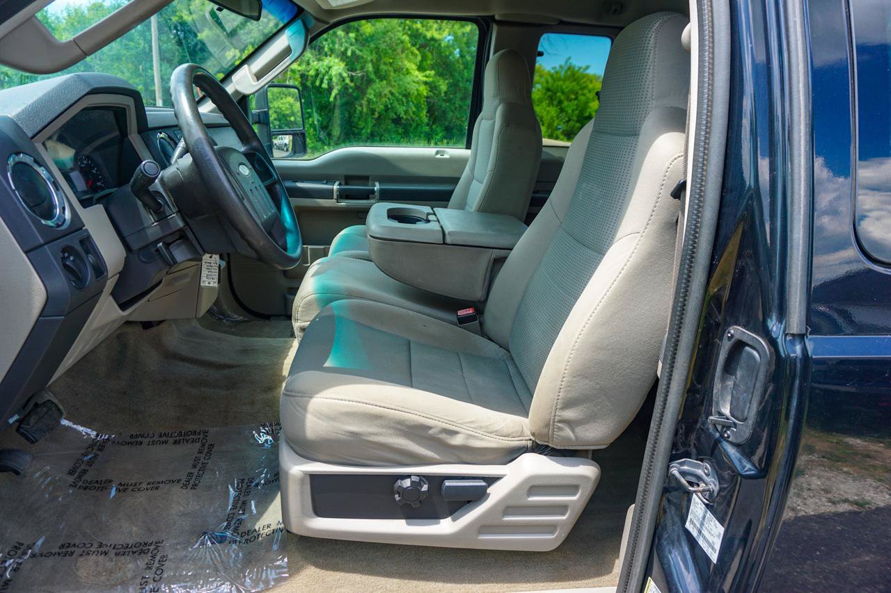 Used 2008 Ford F250 Lariat AWD/4WD image 16